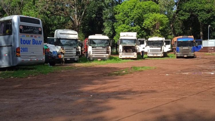La SENABICO entregó camiones incautados con droga a las FF.AA.