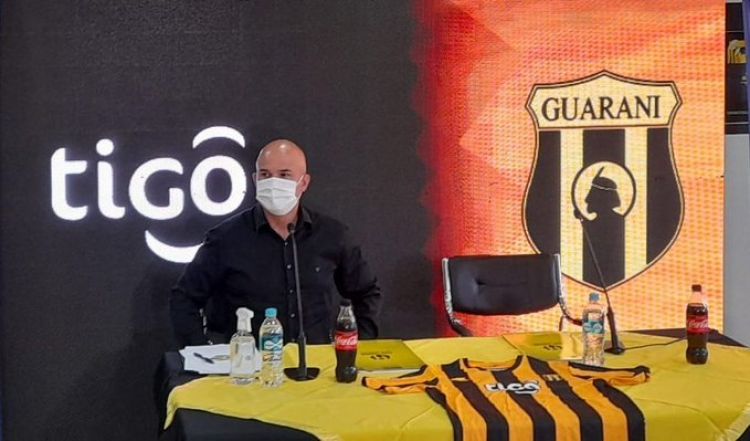 Fernando Jubero anuncia un Guaraní ofensivo y la promoción de juveniles