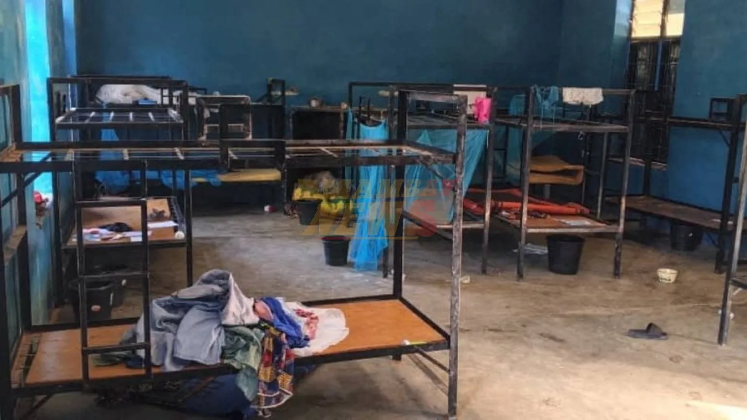 Logran escapar 50 de los más de 300 estudiantes secuestrados en una escuela de Nigeria