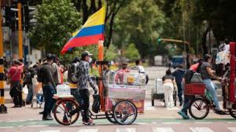 Colombia supera los 90.000 muertos en más de un año de pandemia