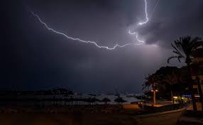 Emiten alerta de tormentas y tiempo severo para 9 departamentos
