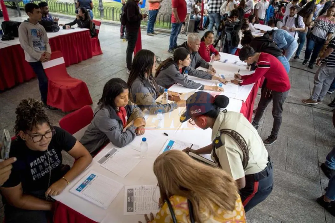 Venezuela anuncia un acuerdo con EE.UU. para reanudar vuelos de repatriación de migrantes