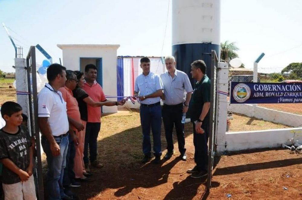 150 familias beneficiadas con sistema de agua corriente en barrio Jardín Aurora
