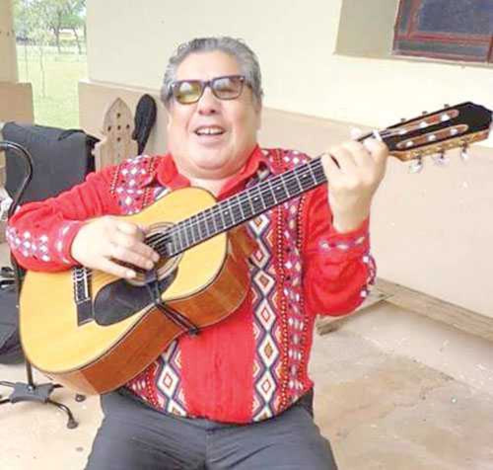 Fallece a los 72 años el folclorista Juan Carlos Oviedo