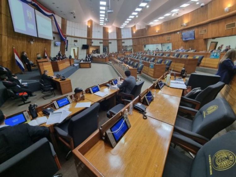 Por falta de votos dejarían sin cuórum la sesión para evitar rechazo al juicio político