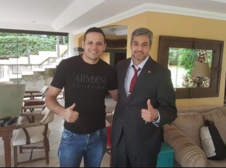 Varias serían las cuentas falsas que intentan vincular a Cucho, dice su abogado