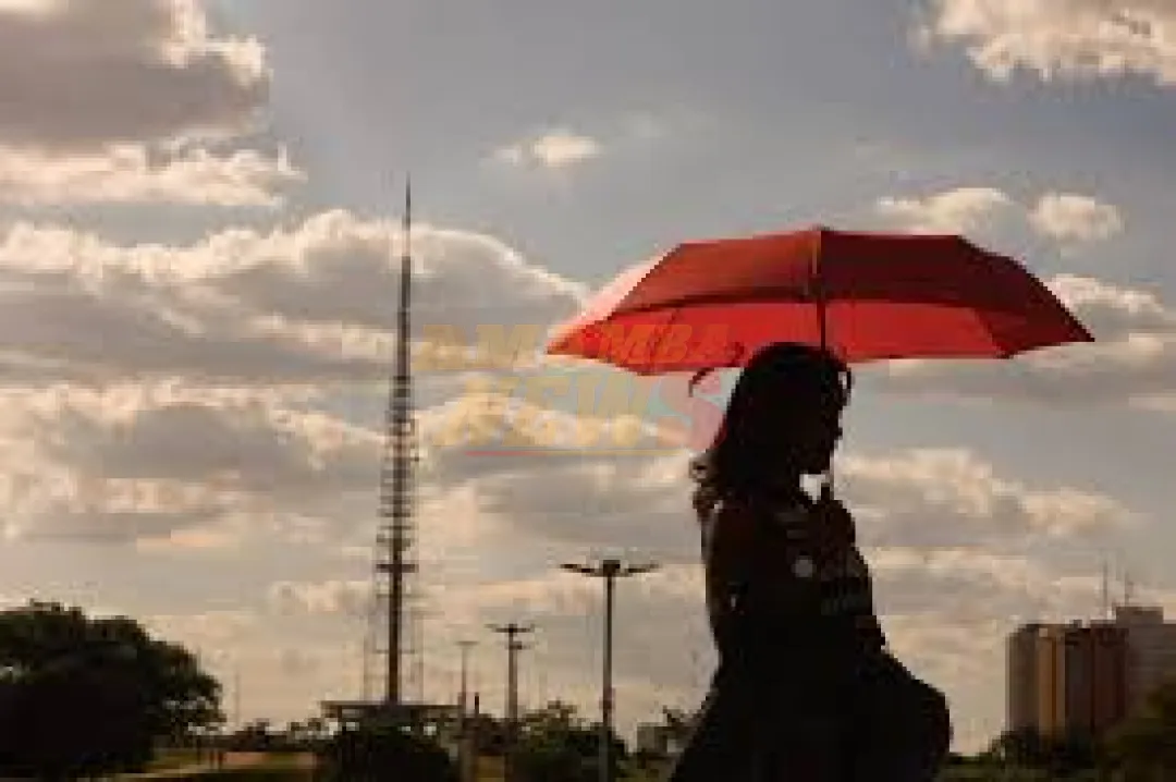 Martes caluroso con probabilidad de chaparrones