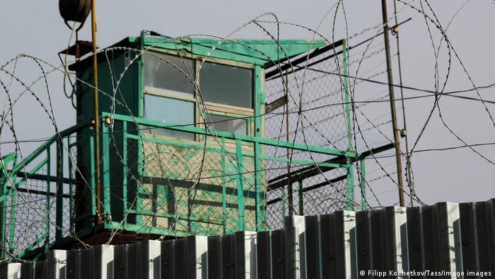 Rusia libera a un exmilitar de EE.UU. detenido durante nueve meses