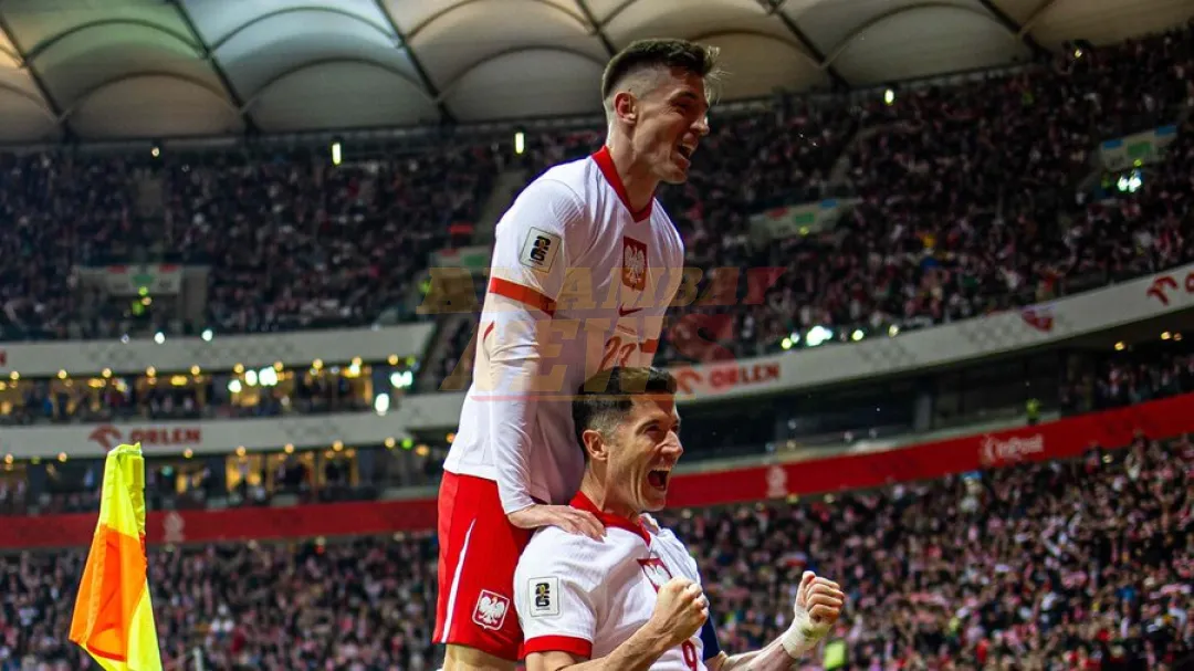 Lewandowski rescata a Polonia