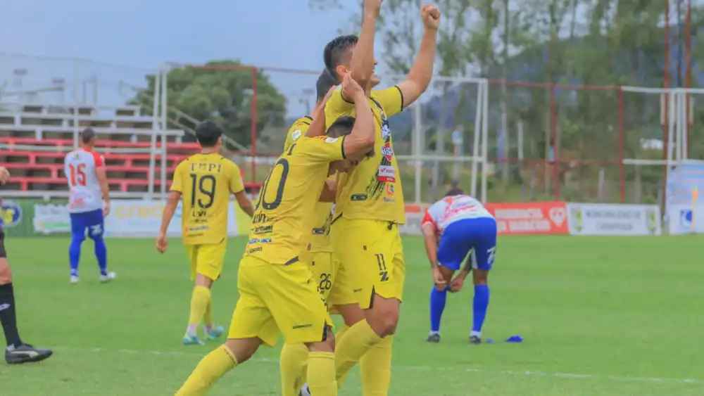 Recoleta trepa a la tercera posición