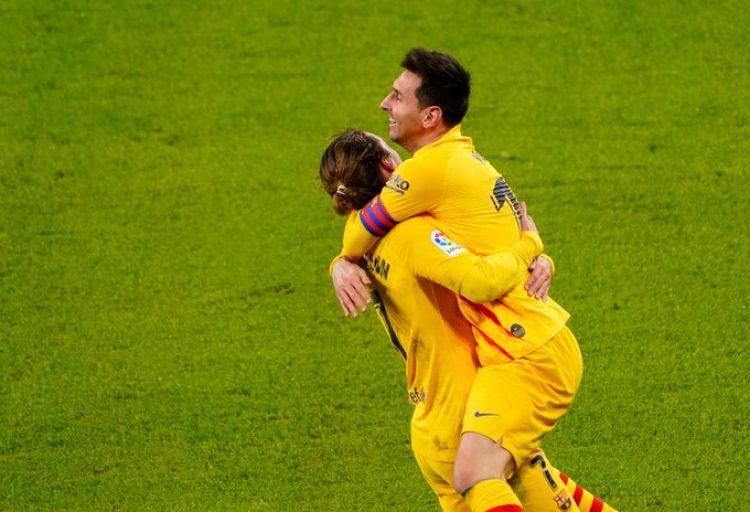 Messi brilla en triunfo del Barcelona por Liga ante Athletic para trepar al tercer lugar