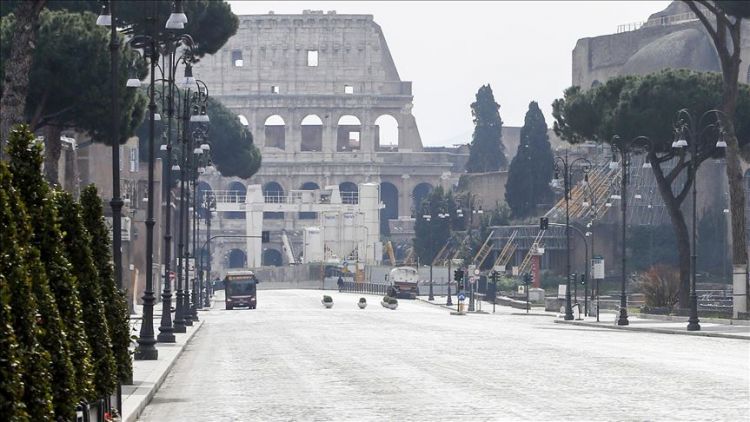 Italia registra 260 muertos, la cifra más baja de las últimas seis semanas