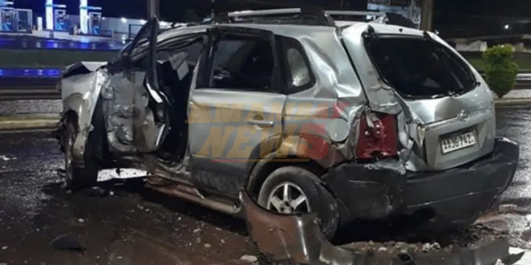 Conductora choca contra varias casillas tras perder el control de su vehículo