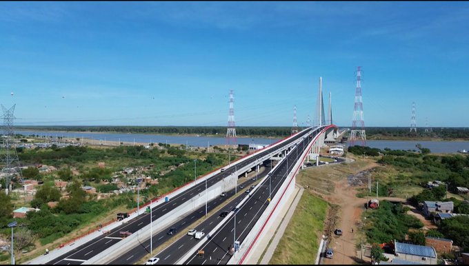 Puente Héroes del Chaco solo para vehículos livianos: MOPC anuncia fuertes multas