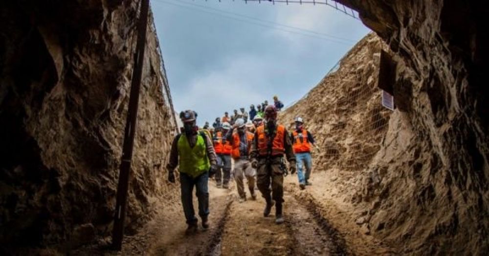 Encuentran fallecido a minero que estaba desaparecido tras derrumbe en Chile