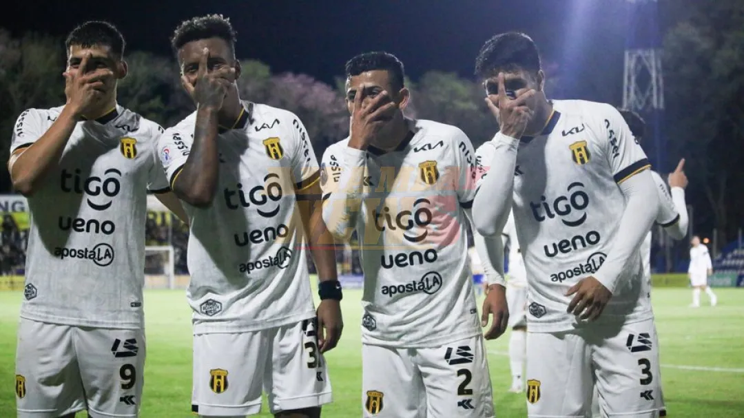 Espectacular remontada de Guaraní, que se afianza en la cima