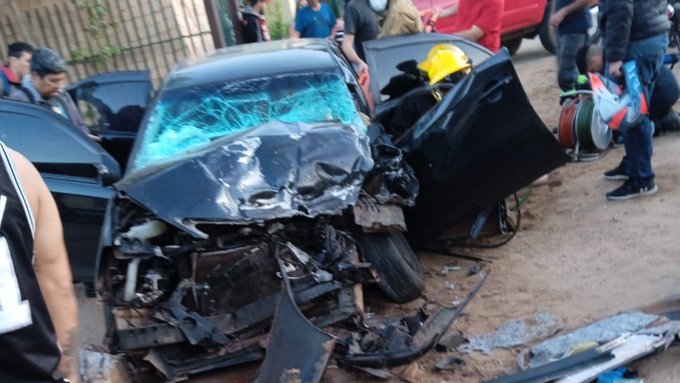Policía alcoholizado protagoniza grave accidente en Limpio