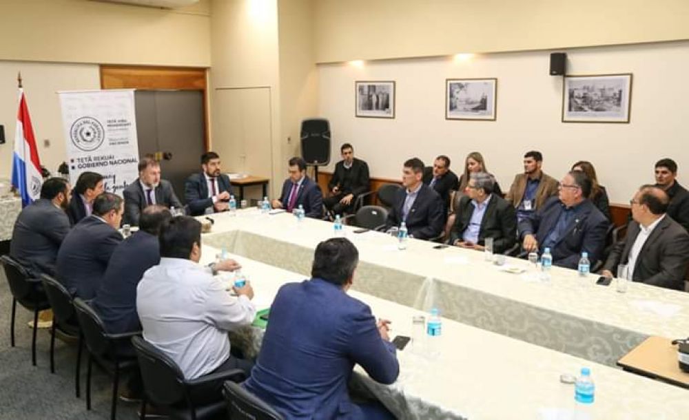 Hacienda y gobernadores analizaron temas presupuestarios
