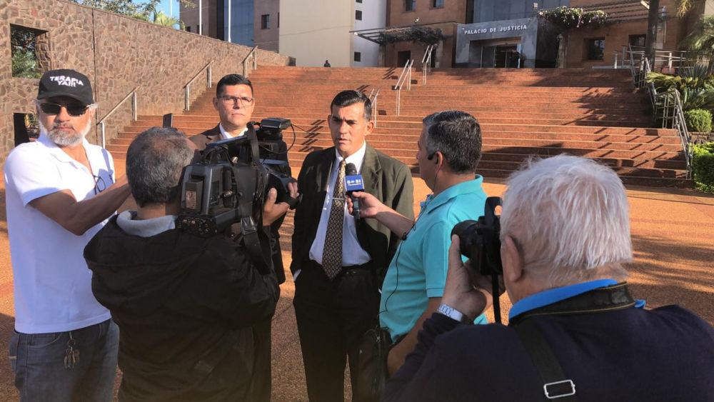 Vacío en conferencia de prensa de Néstor Echeverria, en caso PCC