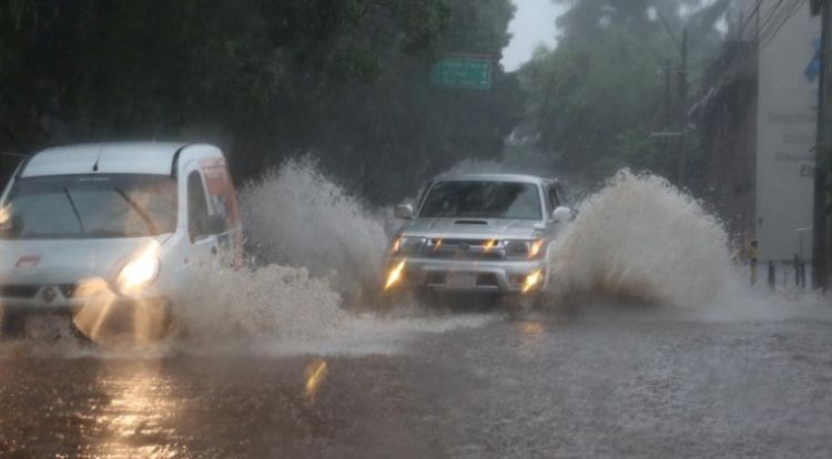Las lluvias y tormentas eléctricas continúan este jueves