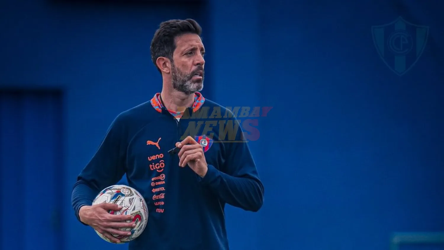 Jorge Bava espera por el nueve