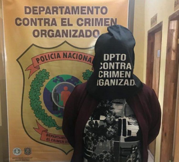 Policía detiene en Asunción a una abogada con 8 órdenes de detención