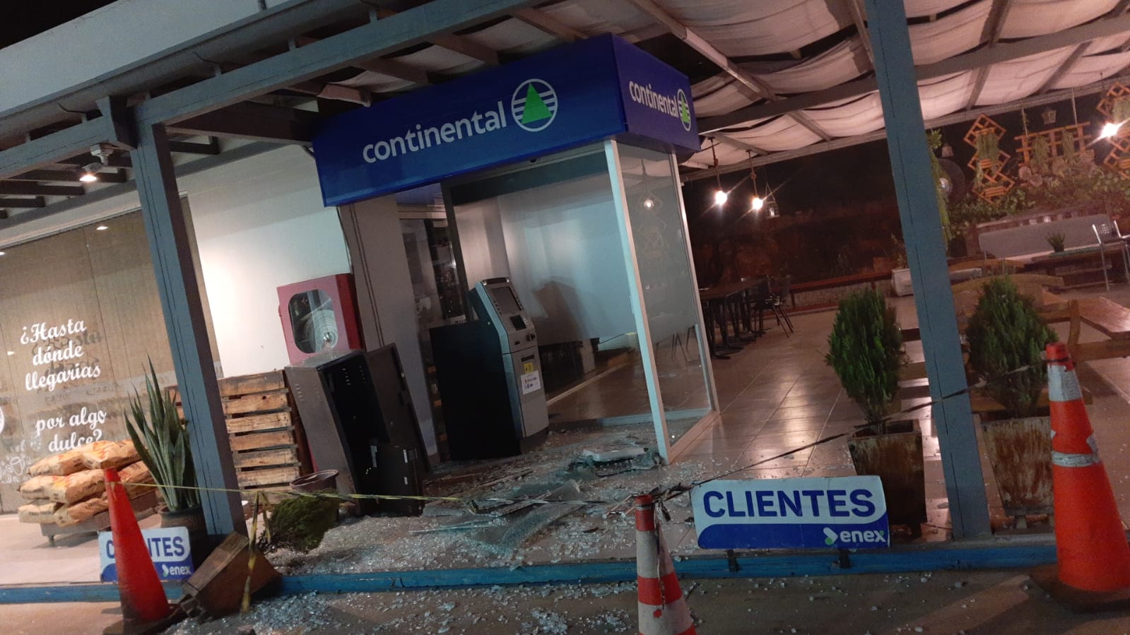 Ladrones trataron de llevarse un cajero de banco pero se fueron sin cometer el hecho