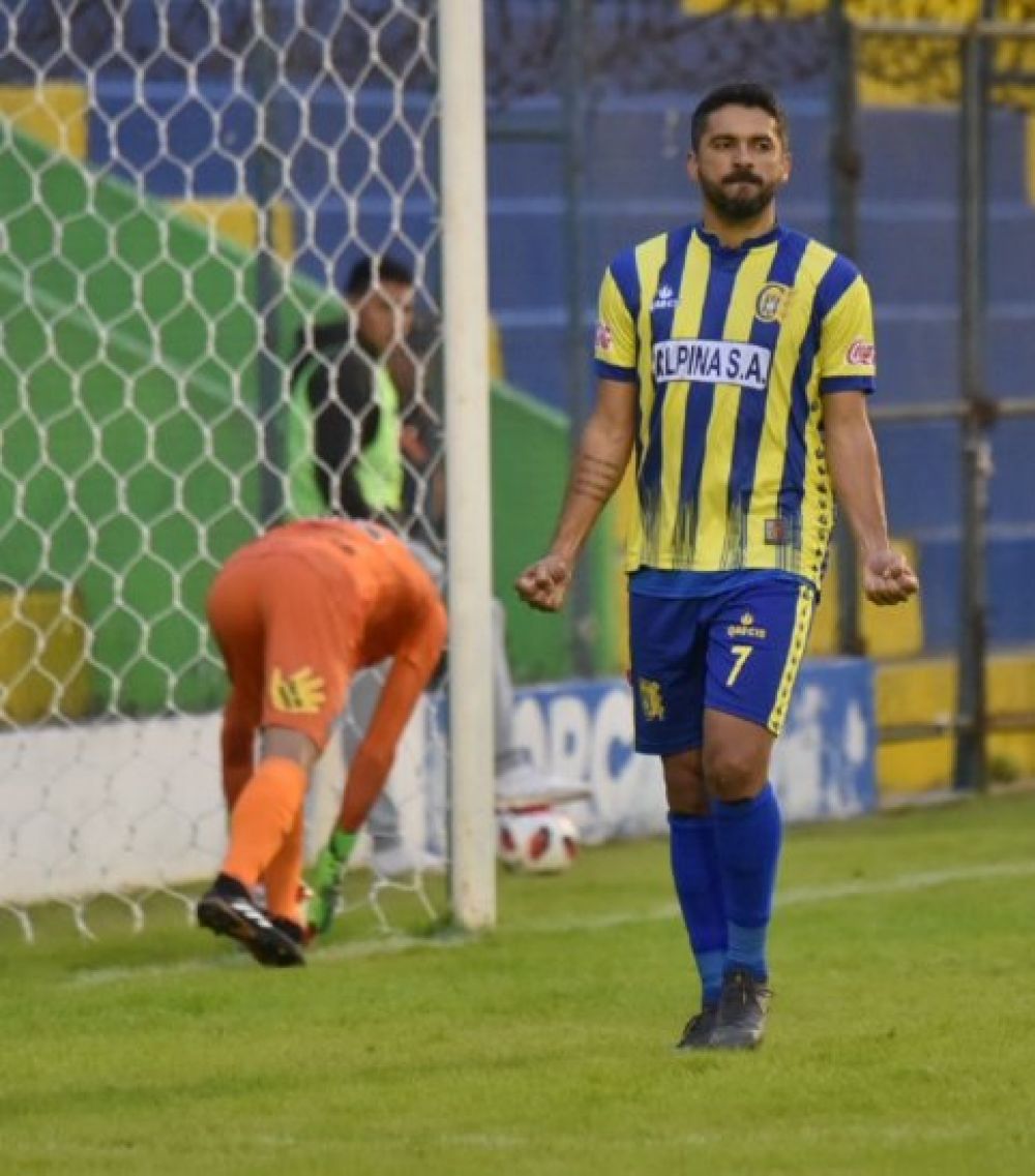 Capiatá deja los puntos en casa ante Santani