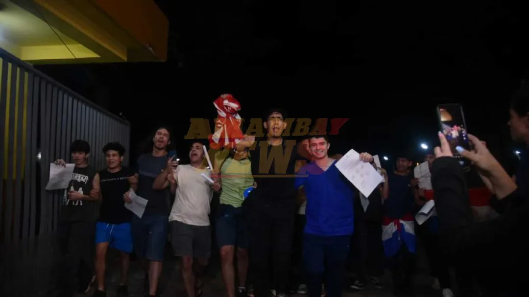 Bajo el grito de “Dictadura nunca más”, manifestantes recuperan su libertad