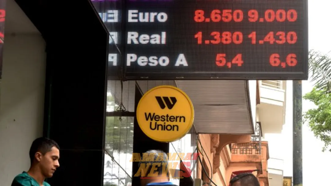 El dólar interbancario alcanzó G. 8.000 y podría seguir en alza