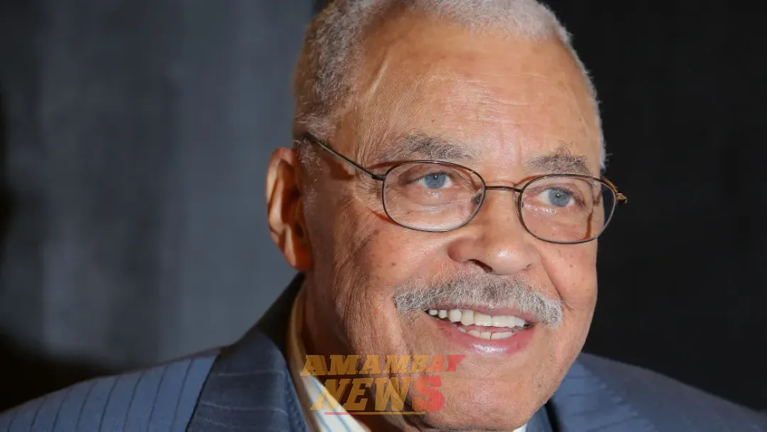 James Earl Jones, actor que dio voz a Darth Vader, muere a los 93 años