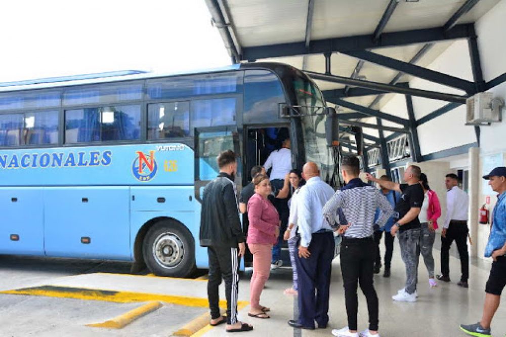 Todos los viajeros deben cumplir aislamiento por 14 días