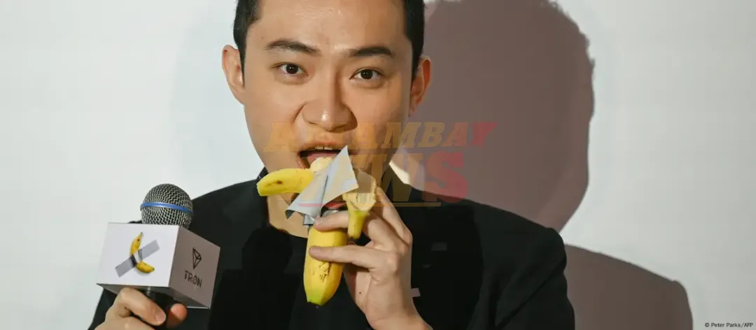 Empresario come banana por la que pagó 6,2 millones: ¿arte?