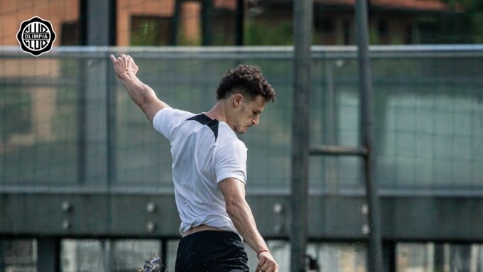 El Toro pide cancha