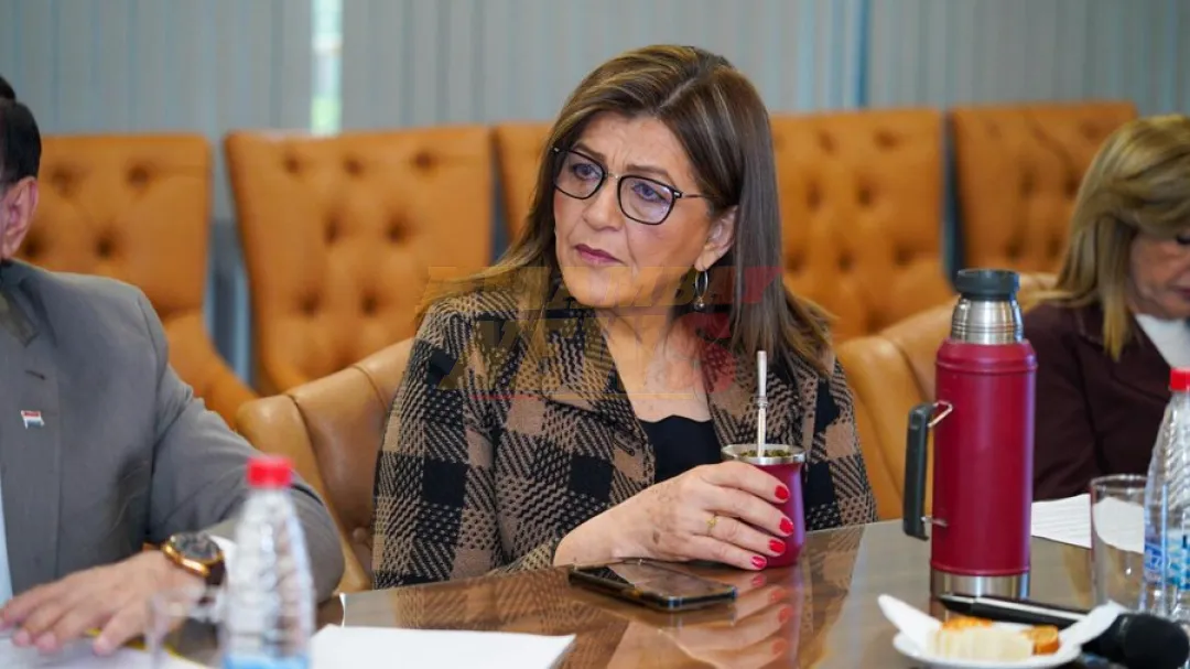 Blanca critica que gremios médicos no se preocupen por el “comercio de títulos” en universidades