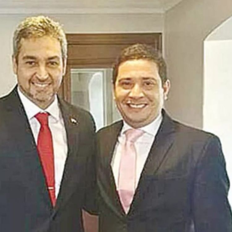 Juan Villalba denuncia persecución política de Marito tras destitución de su esposa del IPS