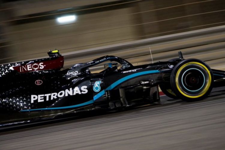 Bottas se hace con la "˜pole"" del GP de Sakhir