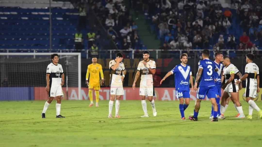 Vélez Sarsfield humilla y acrecienta la crisis de Olimpia