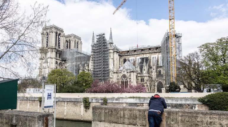 Muerte accidental del responsable de la reconstrucción de la catedral Notre Dame