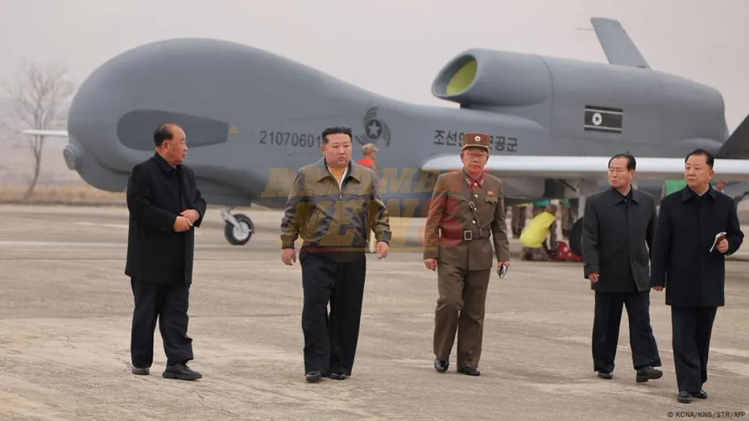 Kim supervisa pruebas de avión y drones suicidas con IA