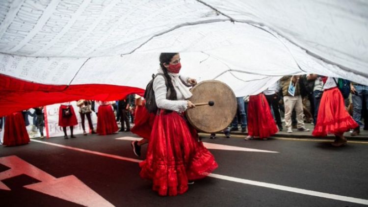 Masivas marchas contra Keiko Fujimori a cinco días del balotaje