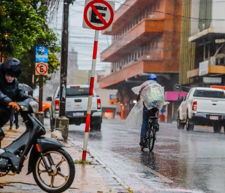 Central tiene menos positivos que la semana pasada, pero más fallecidos