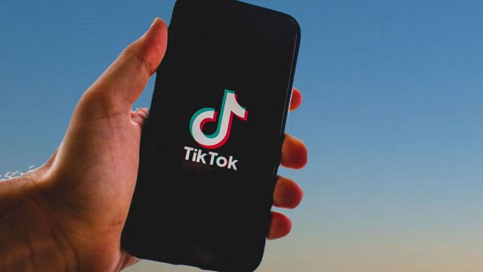 Crece la influencia de TikTok como fuente de información entre los jóvenes