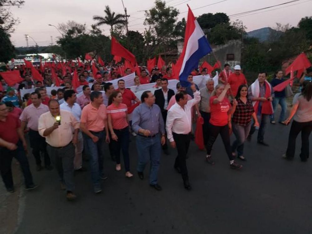 Liderados por el imputado Cuevas, seccionaleros marchan y amenazan a "gatos locos"