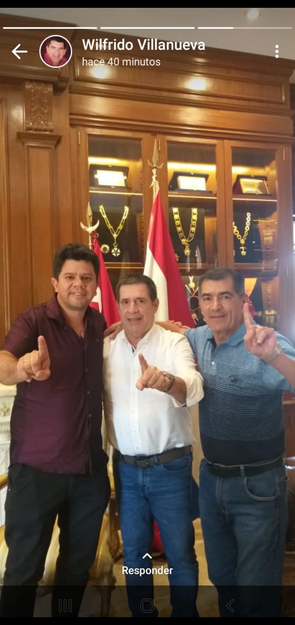 Foto de Wilfrido Villanueva con Horacio Cartes sería un claro mensaje para Juancho Acosta