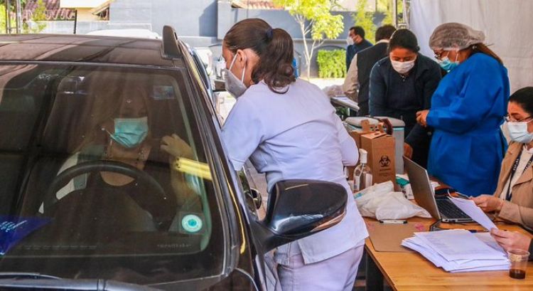 Hoy arranca la campaña masiva de vacunación con trabajadores priorizados