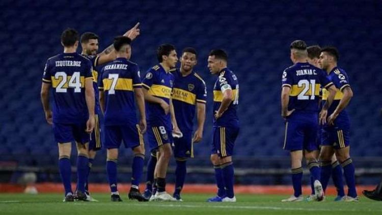 Suspenden torneos del fútbol profesional por ola de covid en Argentina