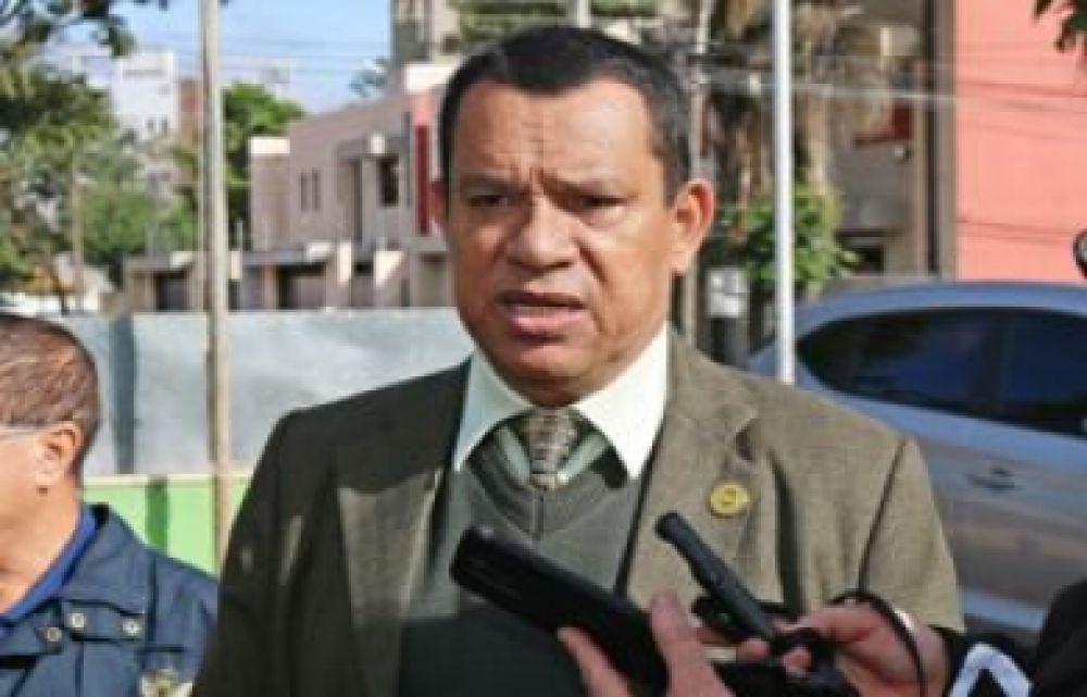 Brazos caídos hasta que Villamayor renuncie al Ministerio del Interior