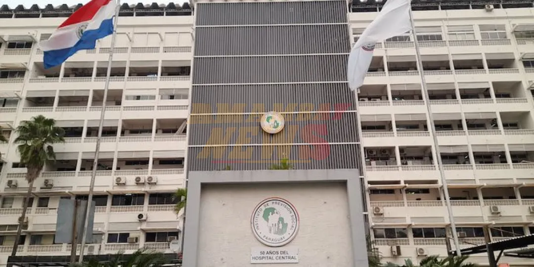 Unos 300 pacientes con artritis reclaman falta de medicamentos al IPS