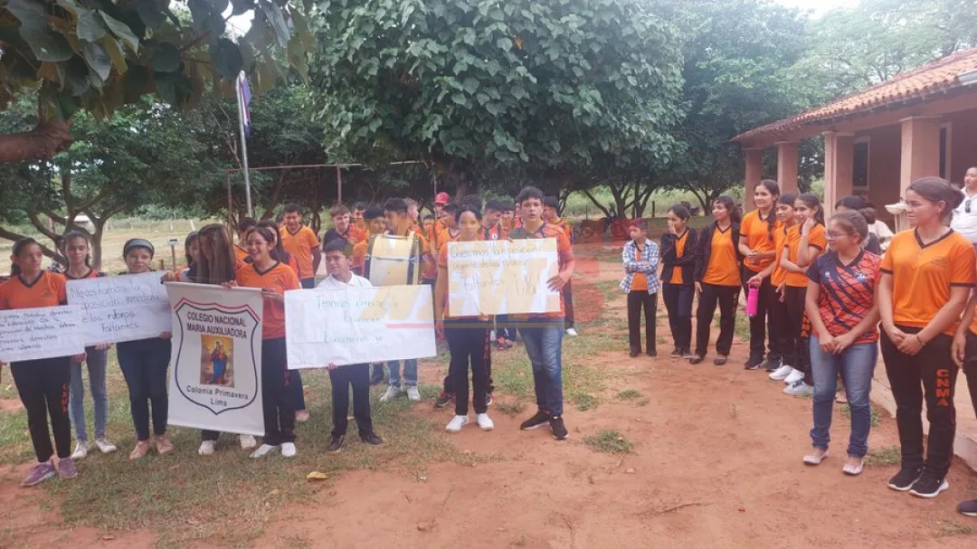 Padres reclaman rubros en escuelas de San Pedro y Ñemby
